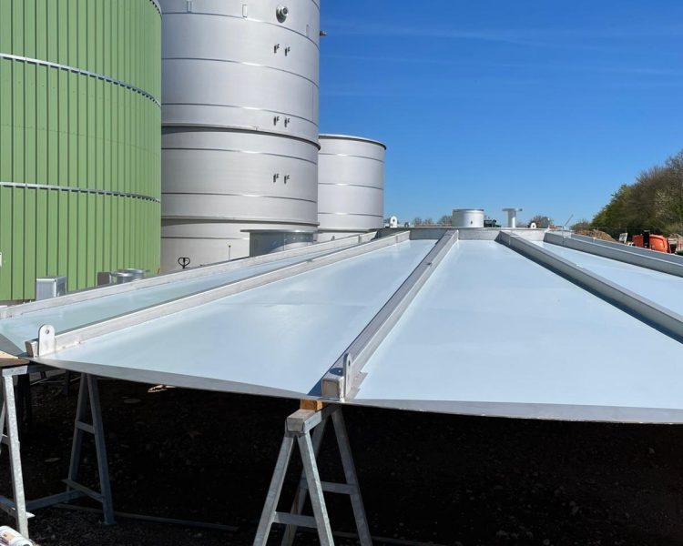 tankdak in de anti-slip geschilderd door BMJ Schilderwerken